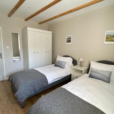 Clara, Clement & Nelle - Character Cottages Jugon-les-Lacs Eksteriør bilde
